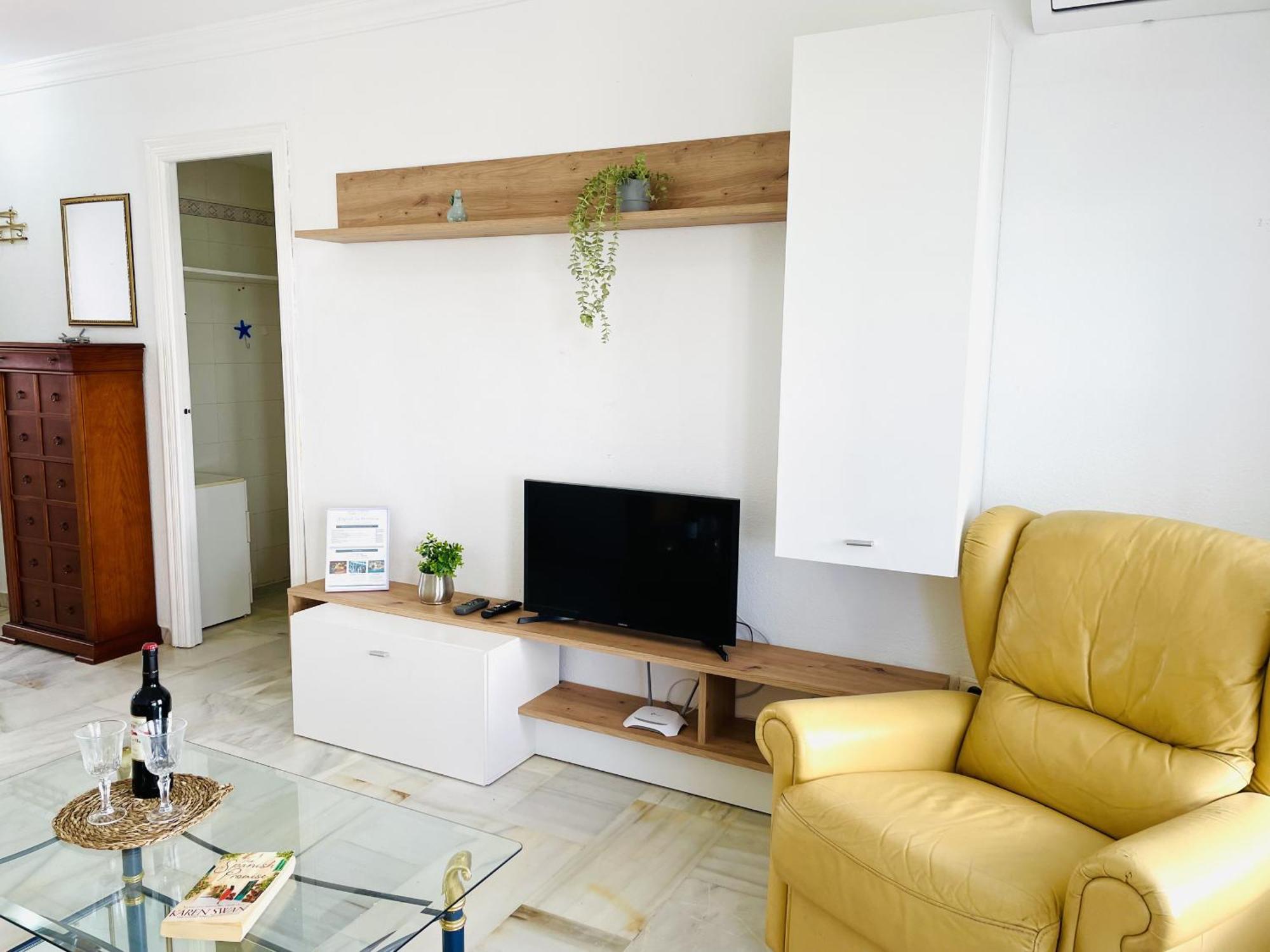 Apartment Laguna At *